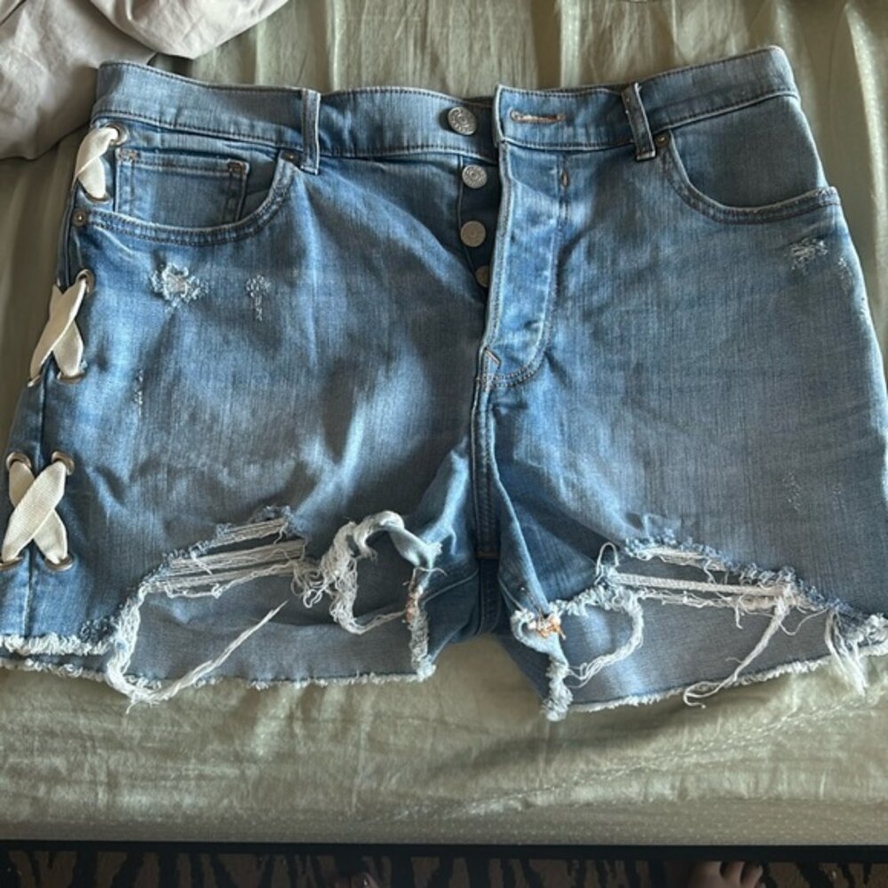 Express Shortie Vintage Hi Rise Lace Up Shorts - 6